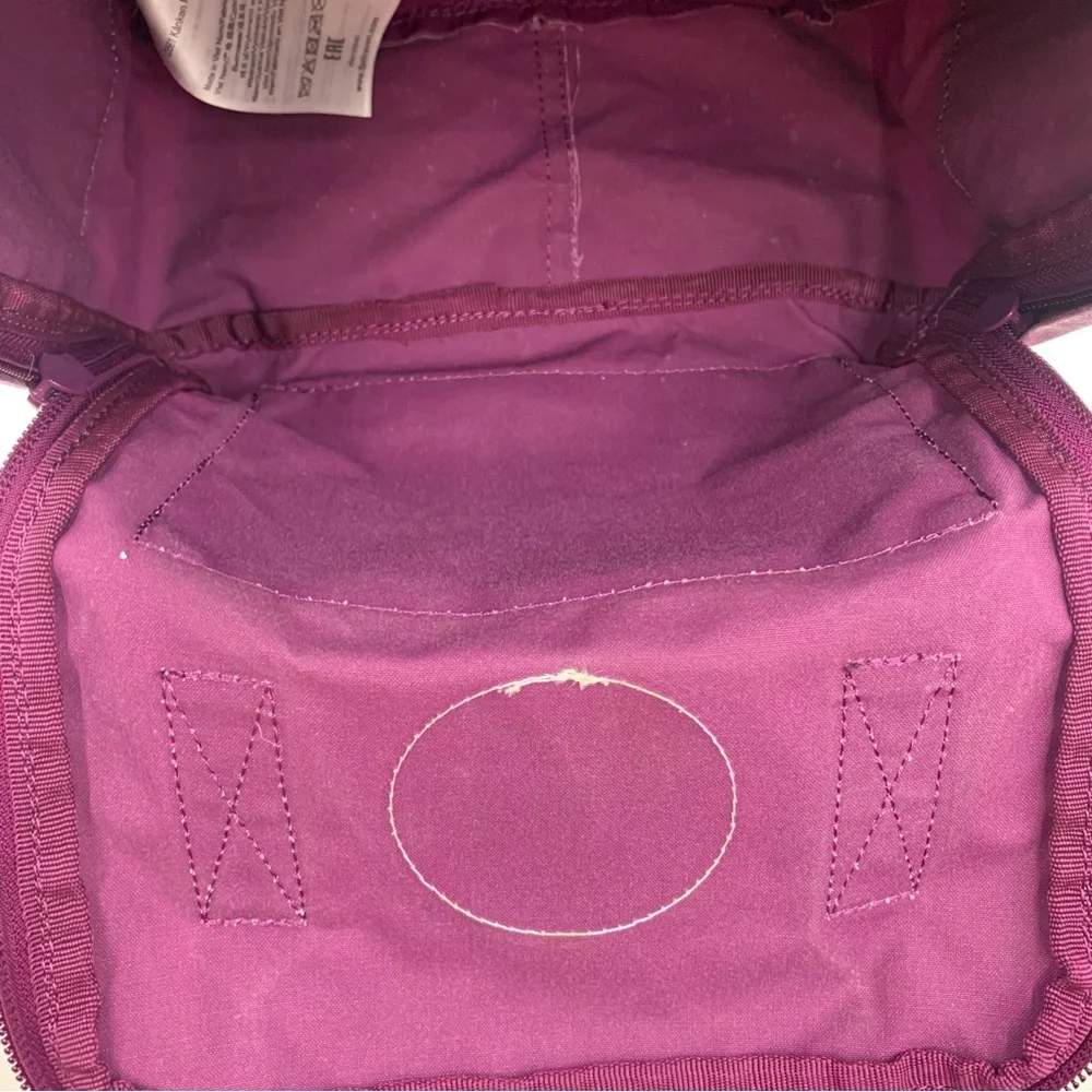 Fjällräven Kånken Purple Backpack - Picture 9 of 13